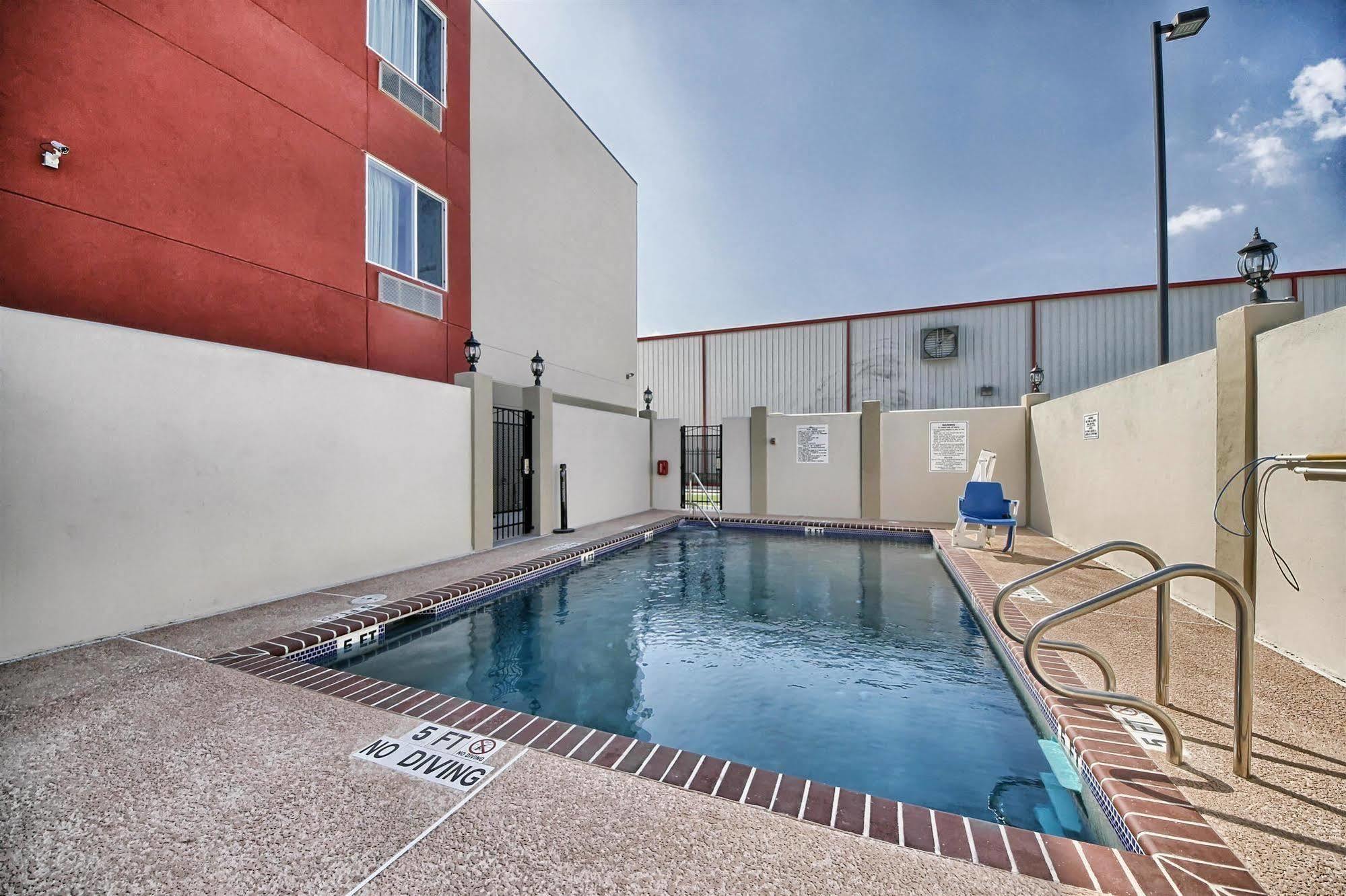 Hotel 6-weslaco, Tx Weslaco
